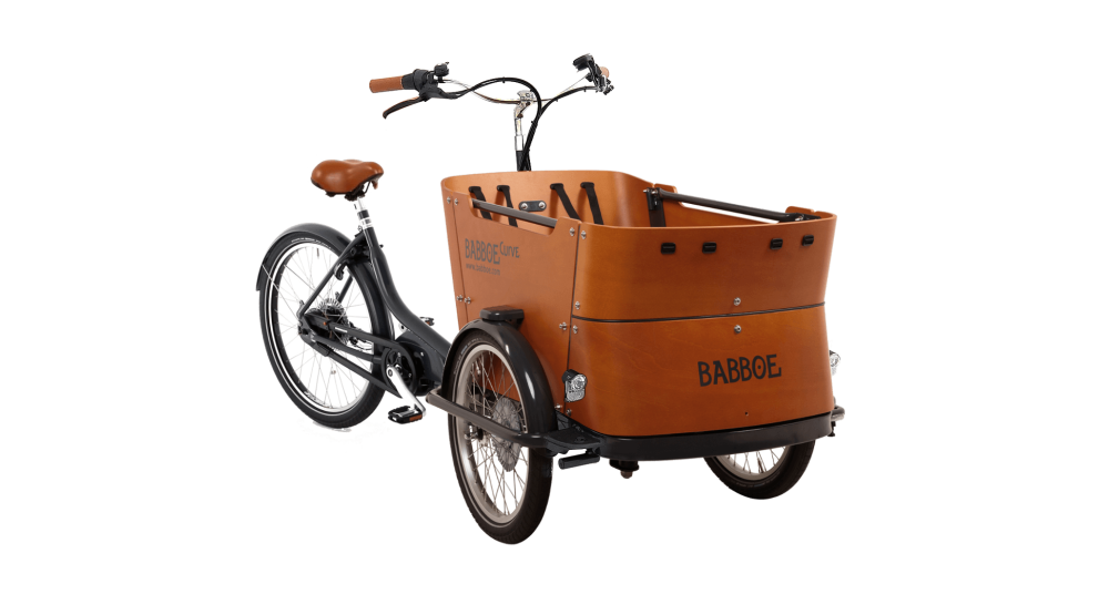 Triporteur et biporteur Mountain dans un col de montagne