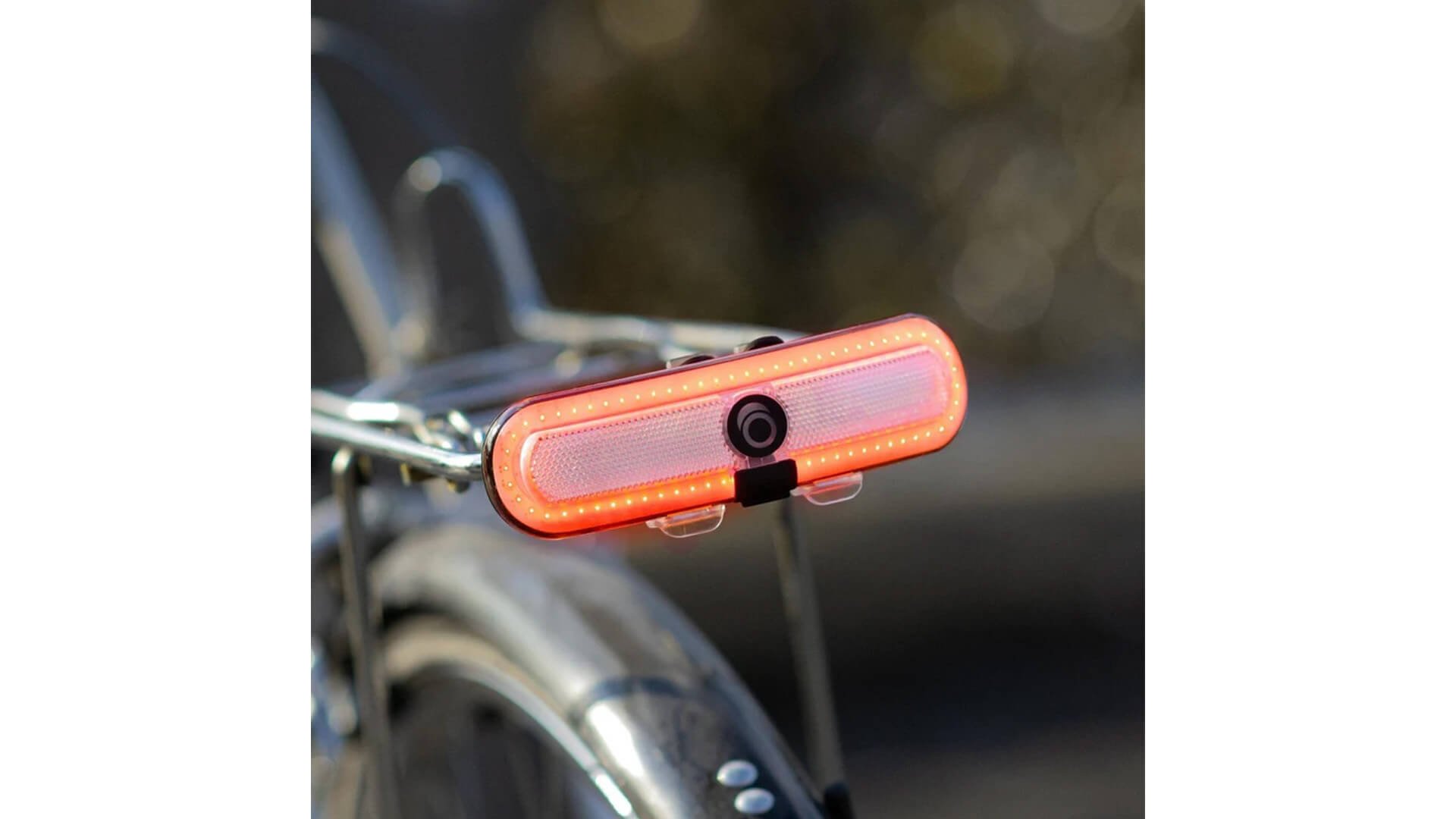 Attache Universelle Vélo pour éclairages LUM & TURN