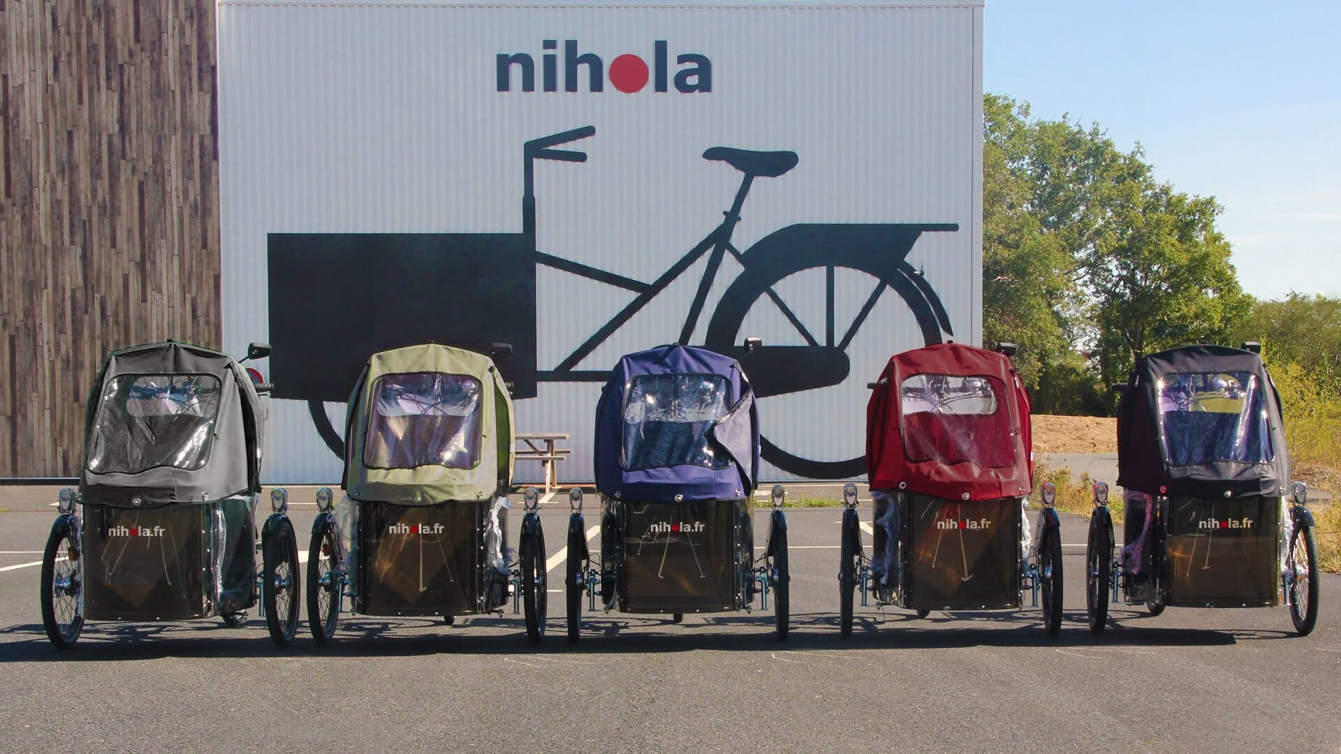 Triporteur NIHOLA Cargo Family dans sa configuration de base