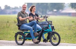 Tandem tricycle cote à cote Van Raam