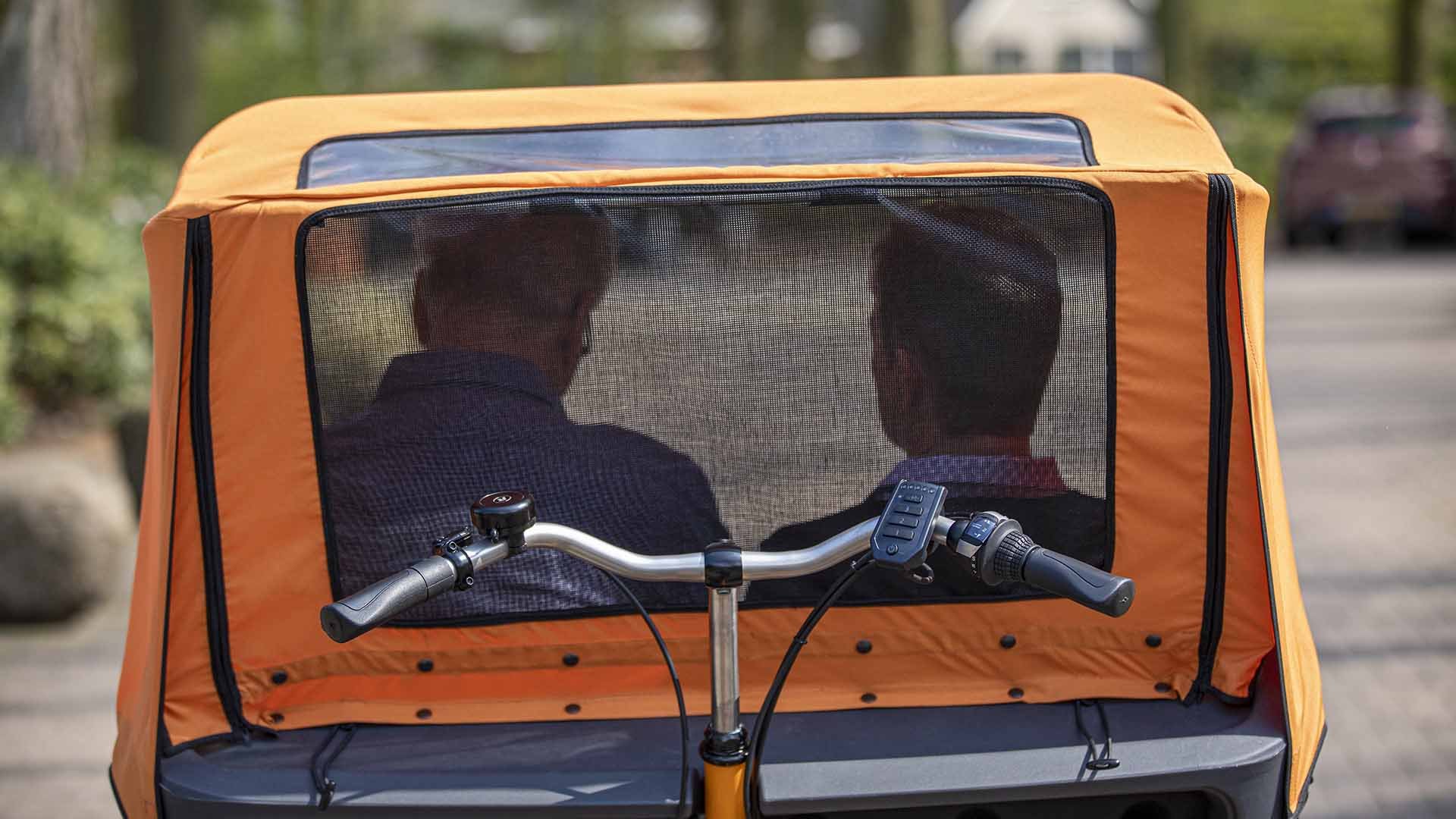 Capote de protection pour vélo Chat Van Raam