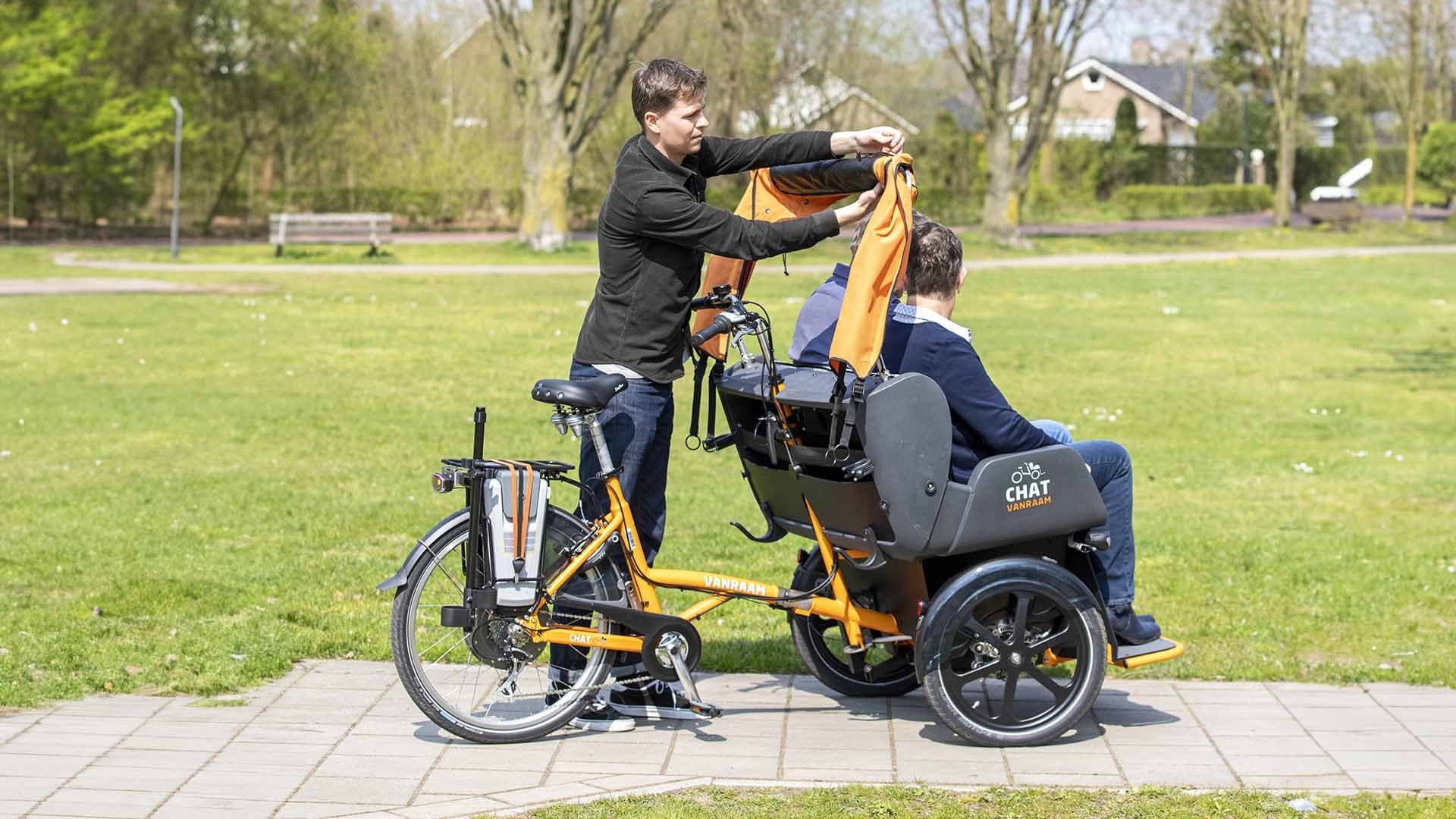 Capote de protection pour vélo Chat Van Raam