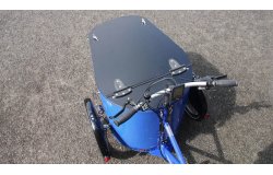 Couvercle verrouillable amovible sur modèle de NIHOLA CARGO XL