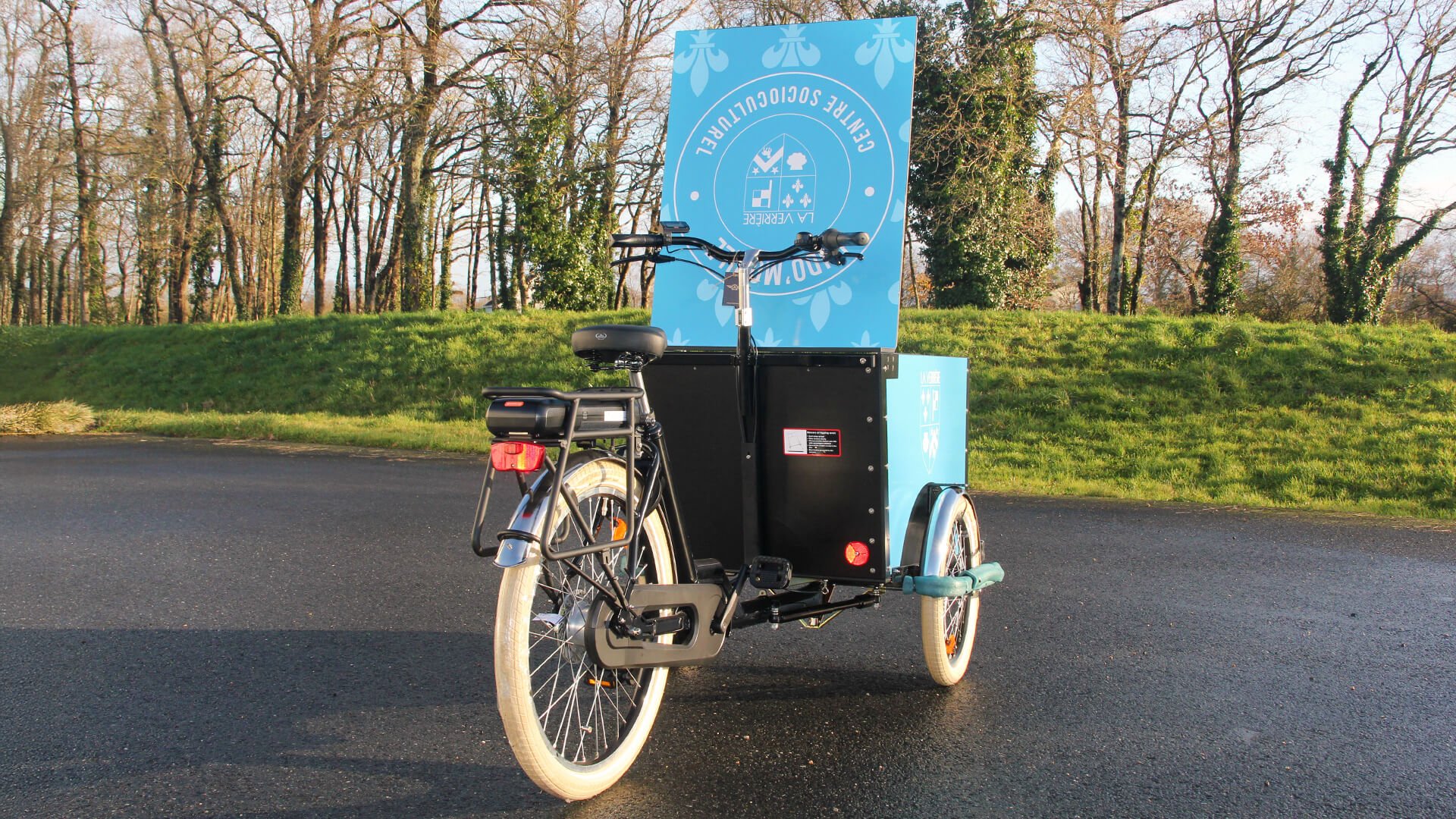 Le coffre et le couvercle peuvent être quasi intégralement personnalisés