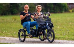 Tandem tricycle cote à cote Van Raam