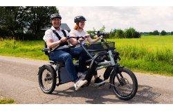 Tandem tricycle cote à cote Van Raam