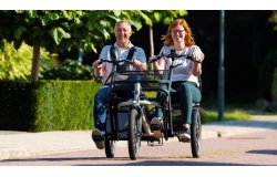 Tandem tricycle cote à cote Van Raam