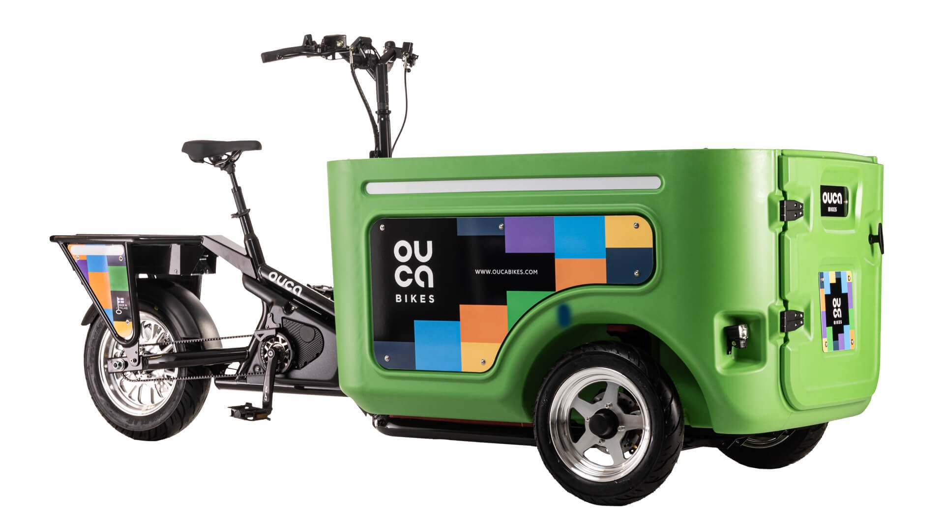 Le triporteur Ouca Transport avec coffre vert pomme