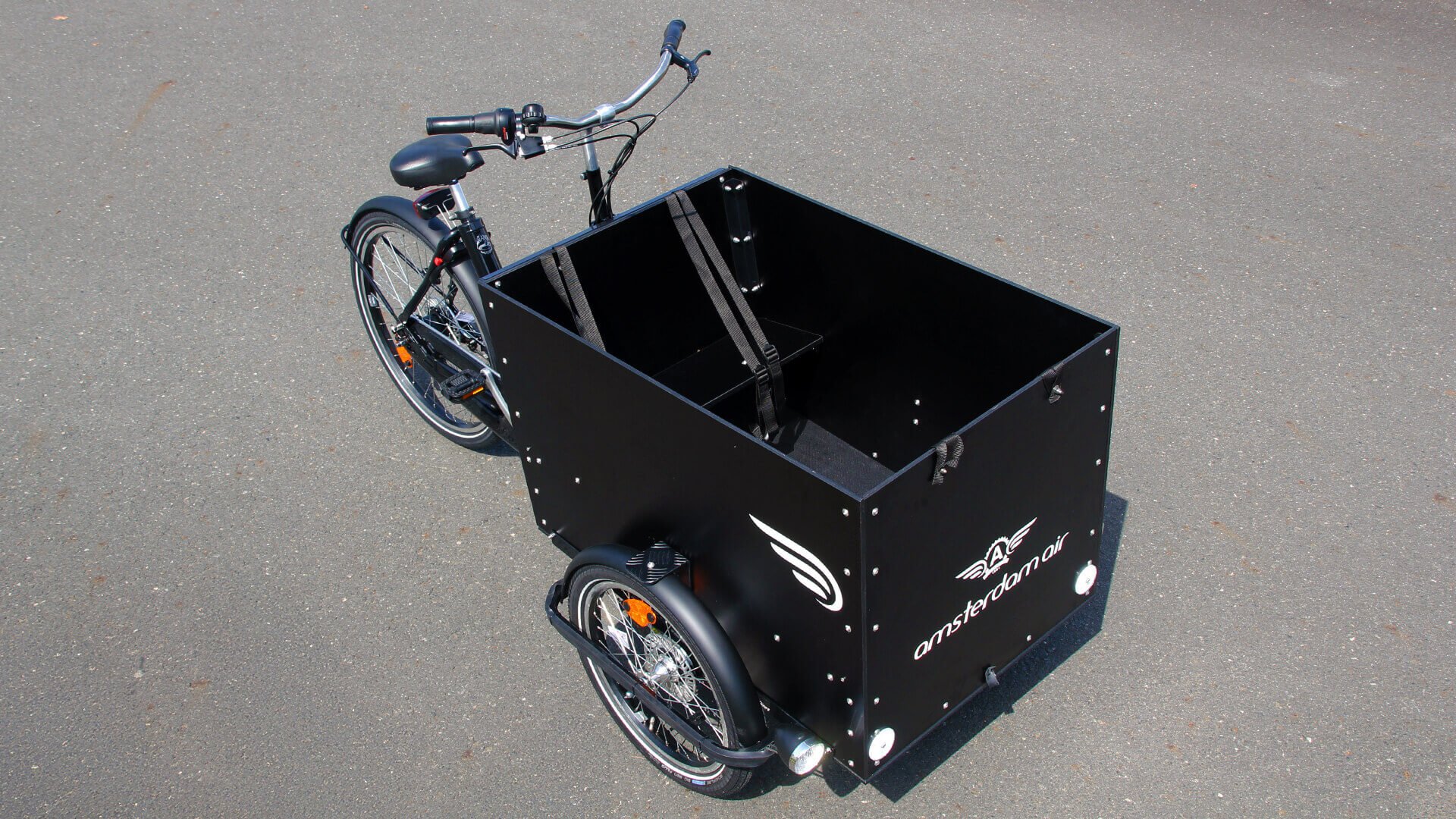 La charge maximale dans le coffre s'élève à 80 kg