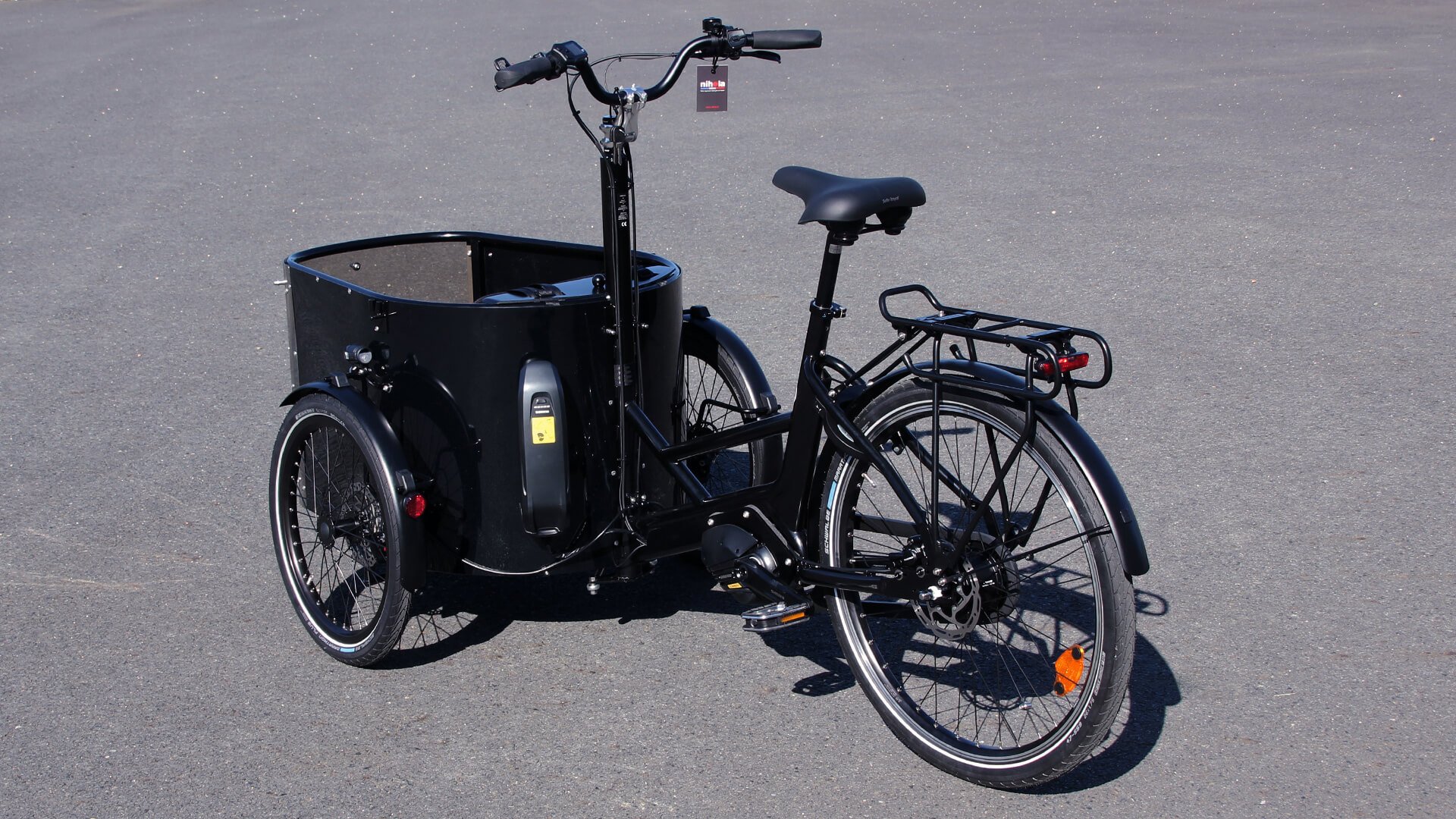 Le porte-bagage arrière est en option sur devis