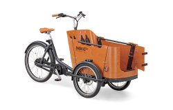 Le Babboe Go Mountain avec porte à l'avant ouverte