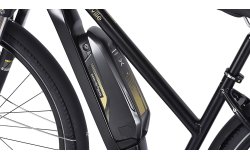 La batterie du Belleville est fixée sur le cadre