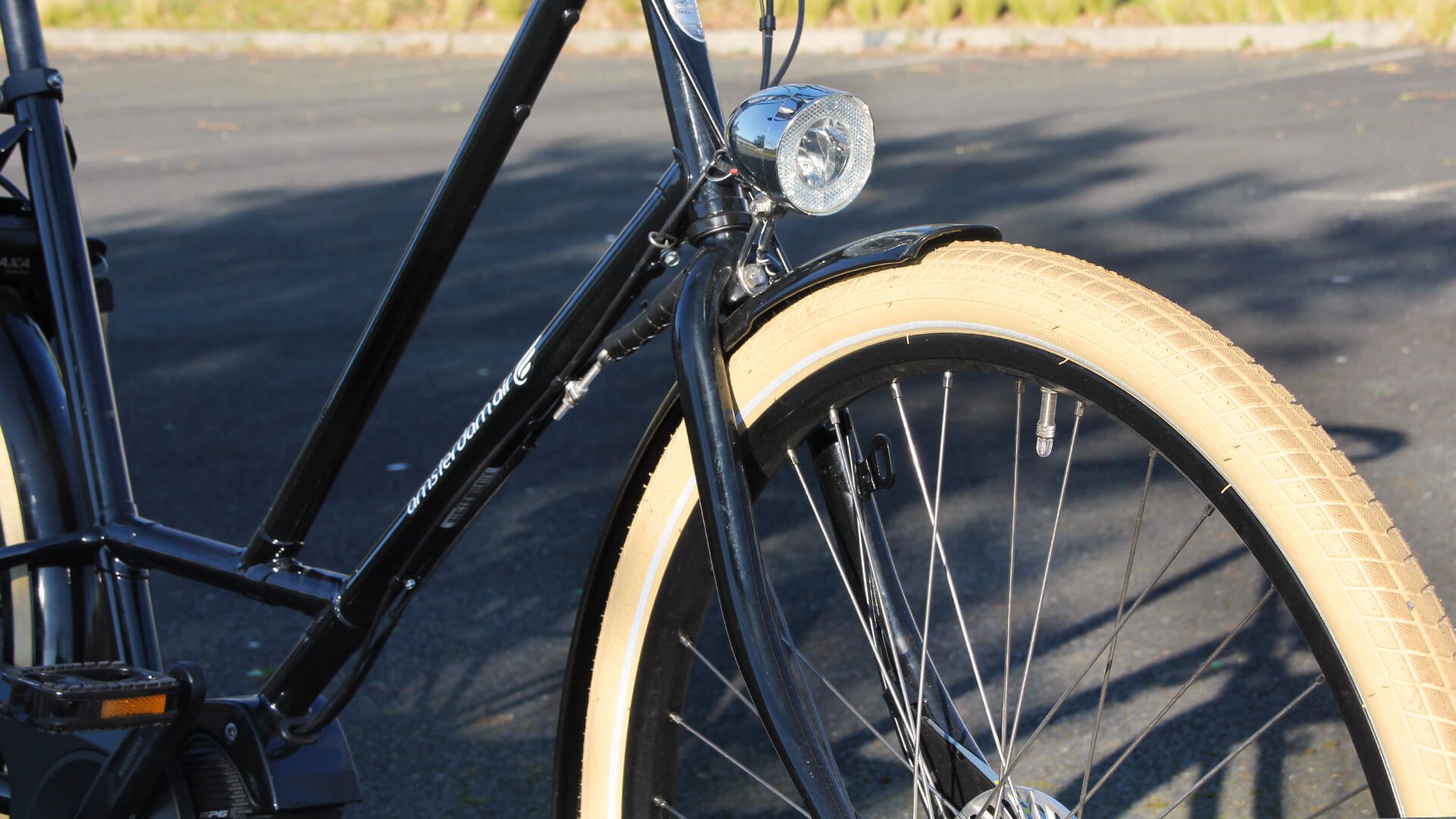 Vélo électrique City Zen - Assistance pédalier Shimano (Modèle personnalisé)