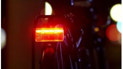 Feu arrière avec condensateur Topline