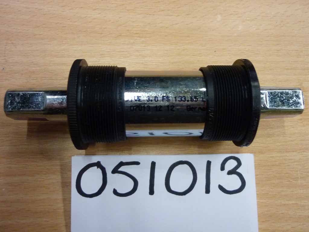 Boîtier de pédalier 133,65L/34,9