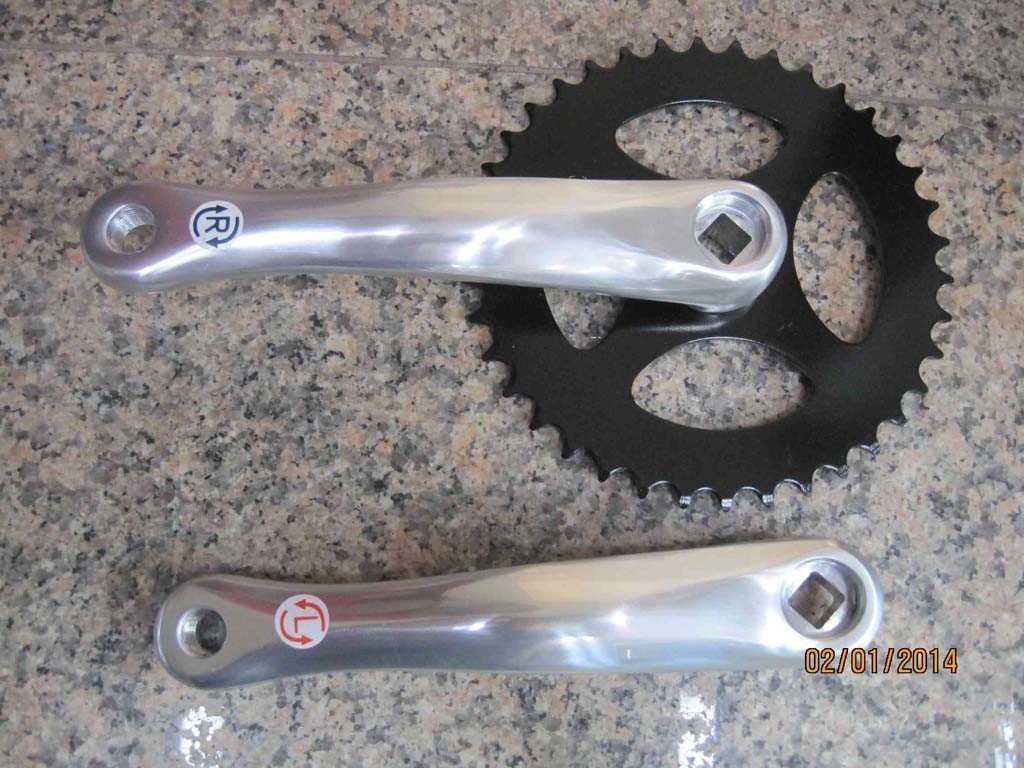 Pédalier, alu, satin 38 dents, 170 mm, carré, plateau noir