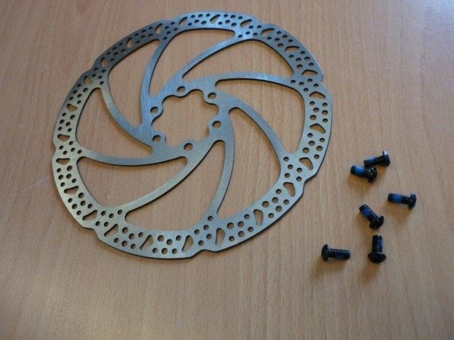 Disque 180mm fixation 6 vis