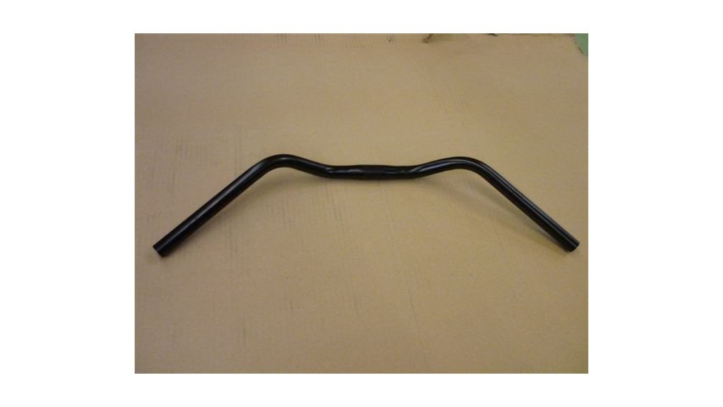 Cintre noir en avant en forme de V 635mm