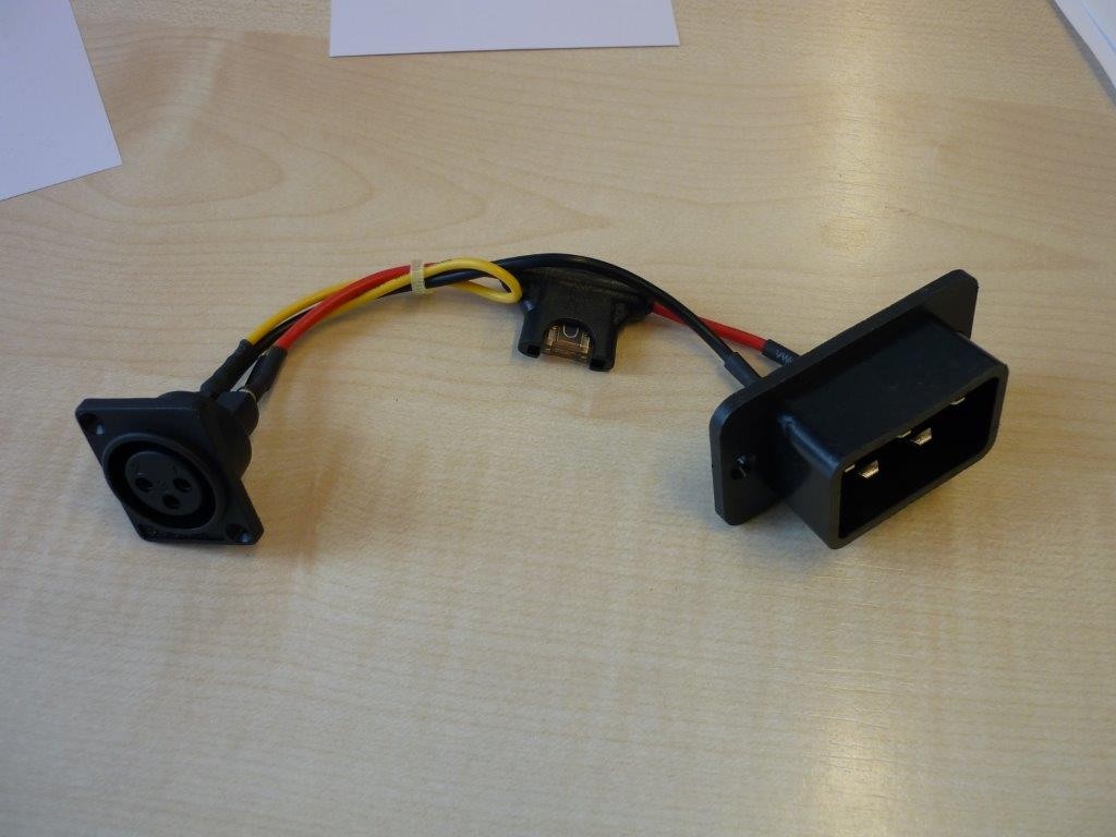 Câble charge forcée pour batterie 439 Wh