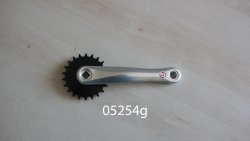 Plateau 22 dents avec manivelle gauche 170 mm pour  tandem ( livré sans la manivelle droite)