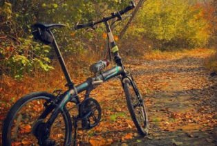 vélo-pliant-camping-car-voyage-vélo